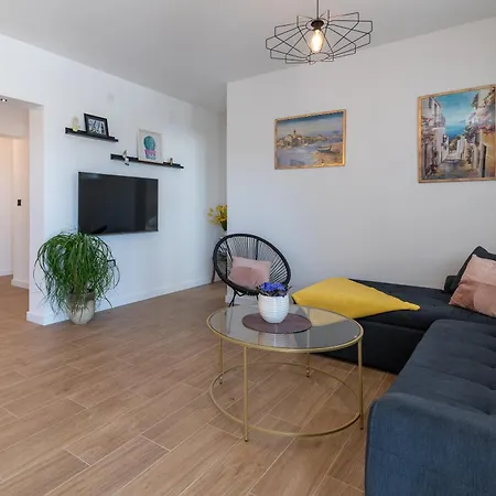 Dobrila Groundfloor Ii Apartment