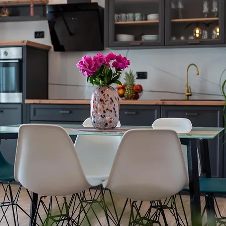 Dobrila Groundfloor Ii Apartment