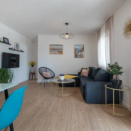 Dobrila Groundfloor Ii Apartment Kastel Novi