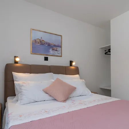 Apartment Dobrila Groundfloor Ii